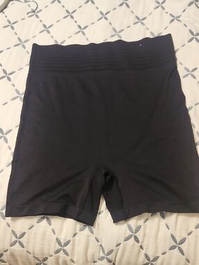 Cacique Short